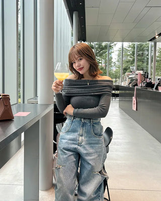 Slim-fit off-shoulder t-shirt