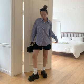 Double-pleated shorts