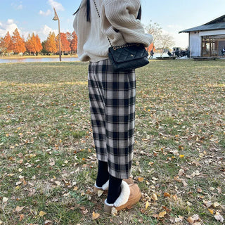 Checkered long skirt