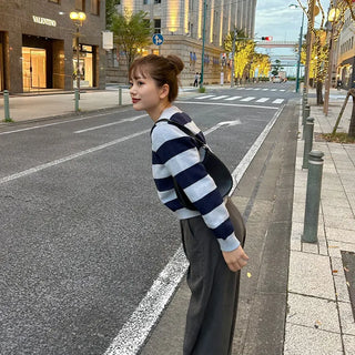 Round neck two-tone cardigan