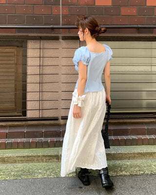 Perforated lace long skirt