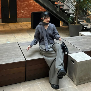 Tucked wide slacks