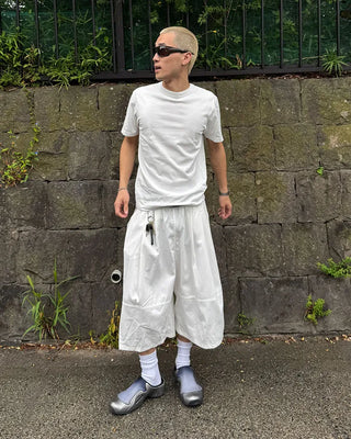Two-pleat Bermuda shorts