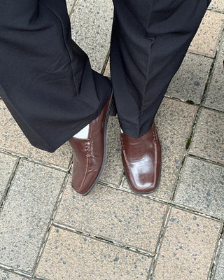 Basic square-toe loafers