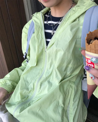 Drawstring coat hooded windbreaker