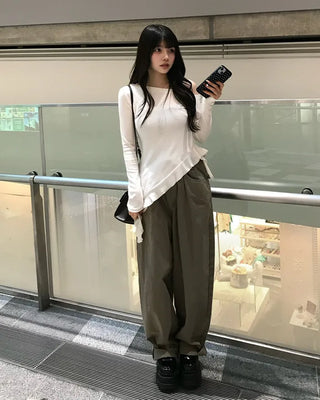 Off-shoulder asymmetrical T-shirt