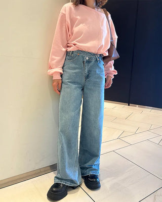 Off-shoulder sweatshirt