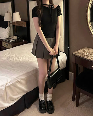 One-off halter strap half-sleeve T-shirt