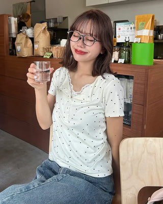 Dot lace detail short-sleeved T-shirt