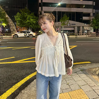 Lace long-sleeved blouse