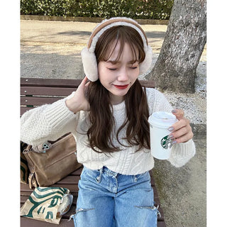 Cable knit