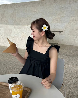 Rear Ribbon Sleeveless Blouse