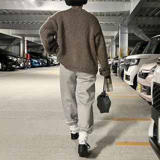 Handmade round knit