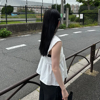 Asymmetrical design top