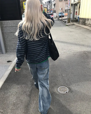 Half-neck striped zip