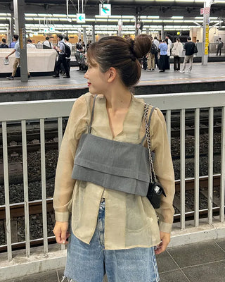 See-through balloon button blouse