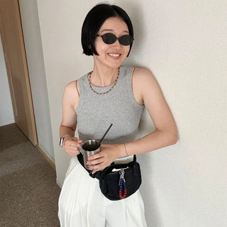 Tinted oval sunglasses