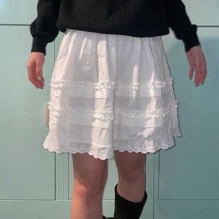 Lace medium skirt