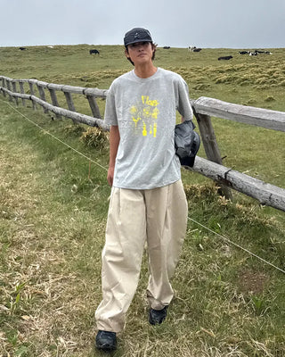One-tuck cotton pants