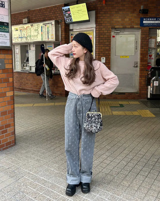 Oversized Boucle Round Knit