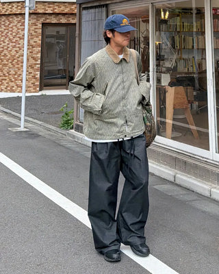 Two-pleat wide-leg pants