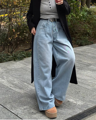Oversized wide-leg denim pants