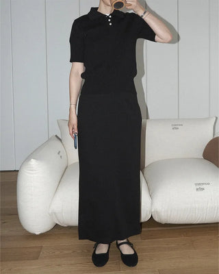 Short-sleeved knit polo shirt