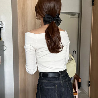 Slim-fit off-shoulder t-shirt