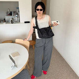 Pocket shoulder bag