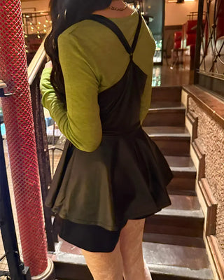 Colorful long-sleeved tops