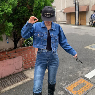 Cropped pocket denim jacket