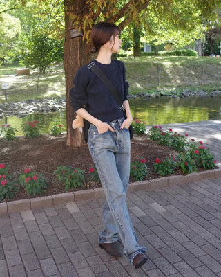 Cropped round knit