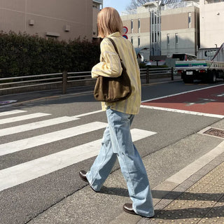 Side-slit vintage denim pants