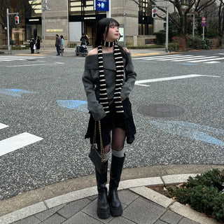 Asymmetrical mini skirt