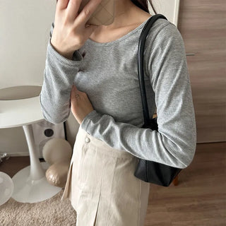 U-neck ribbed long-sleeved T-shirt