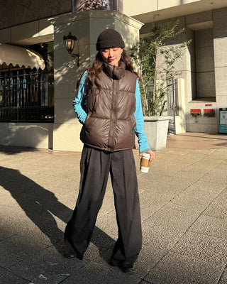 Loose-fit pintuck pants