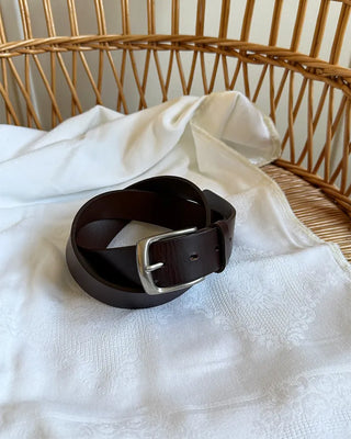 Modern leather belt