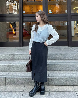 Ribbon knit biste