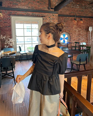 Choker Square Puff Blouse