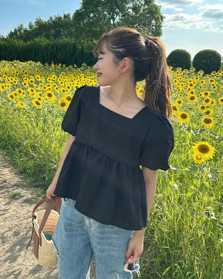 Square puff blouse