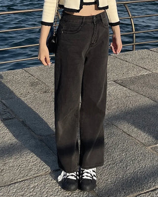 Basic straight-leg denim