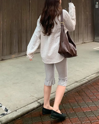 Ribbed Frill Capri Pants