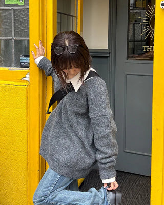 V-neck scarf knit