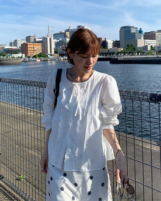 Frilled ribbon blouse