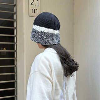 Three-color knit bucket hat