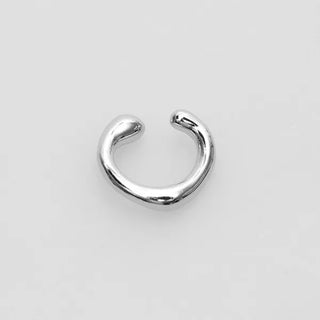 Volume ear cuff