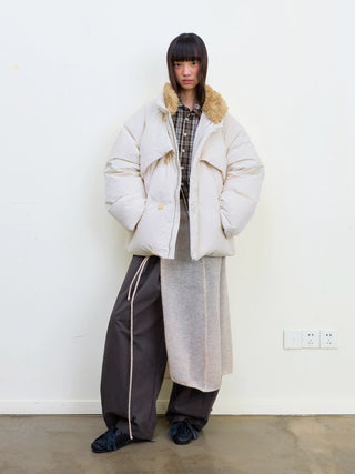 [NEVERSEEZ] Spliced Detachable Fur Collar Down Jacket