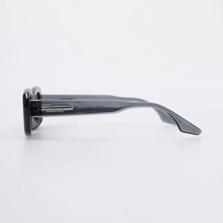 Simple oval sunglasses
