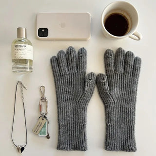Finger-hole knit gloves