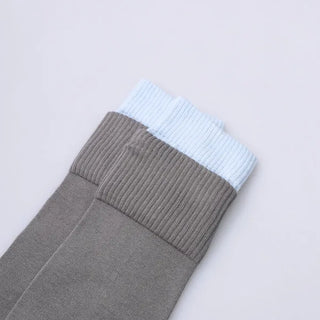 Color-blocked knee-high socks